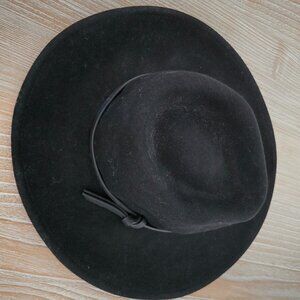 100% Felt Women Hat Black
